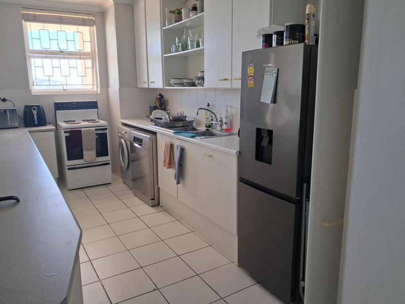 To Let 3 Bedroom Property for Rent in Vredehoek Western Cape